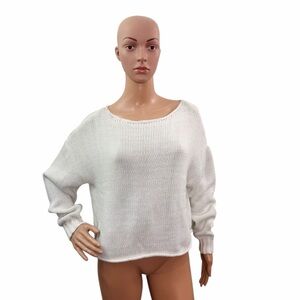 Aerie Women’s Size Medium Round Neck Long Sleeve White Knit Sweater